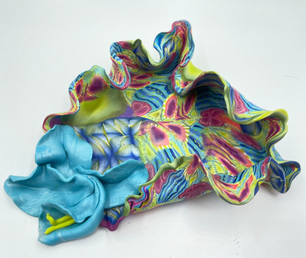 Small whimsical organically shapped bowl